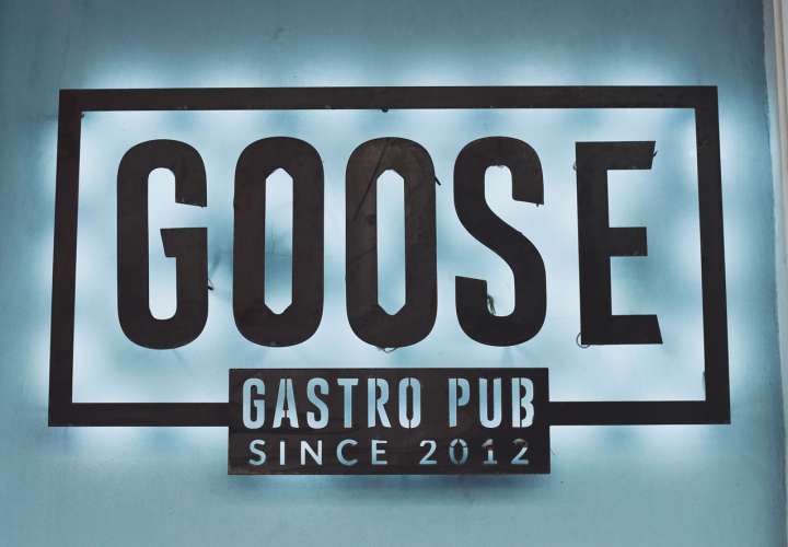 Интерьер Goose Gastro Pub Подол Киев Ресторан